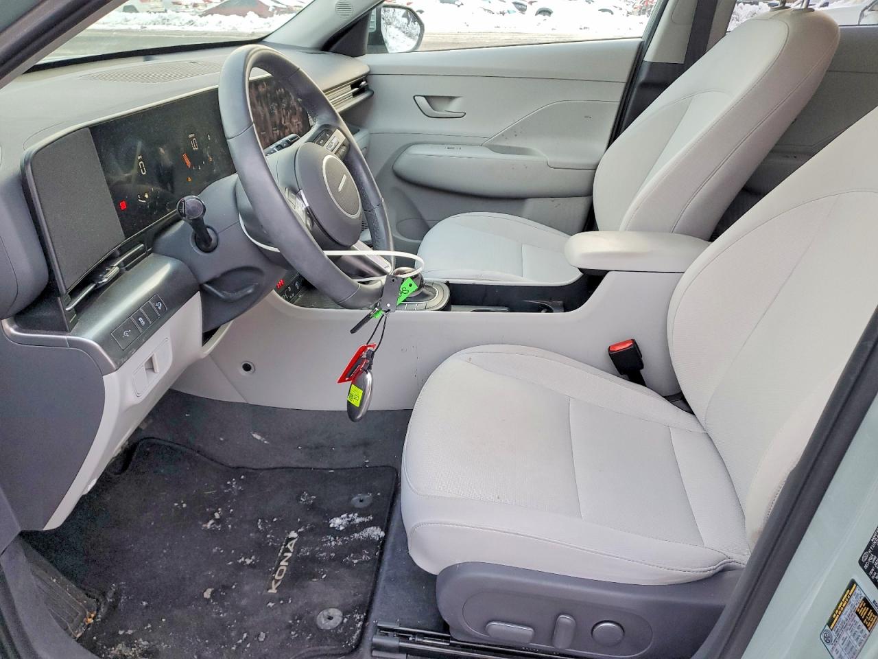 2025 HYUNDAI KONA SEL photo 13