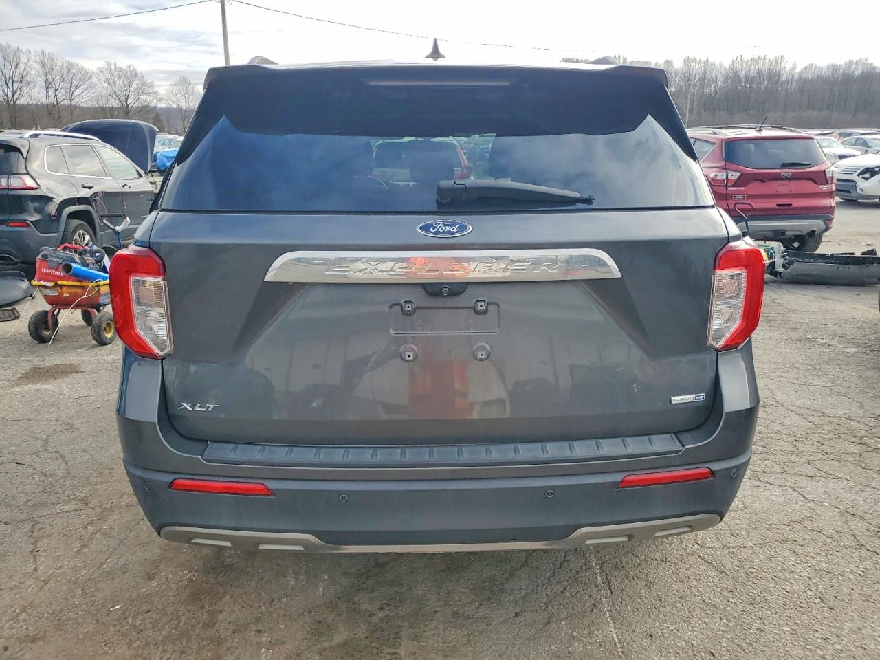 2020 FORD EXPLORER photo 11
