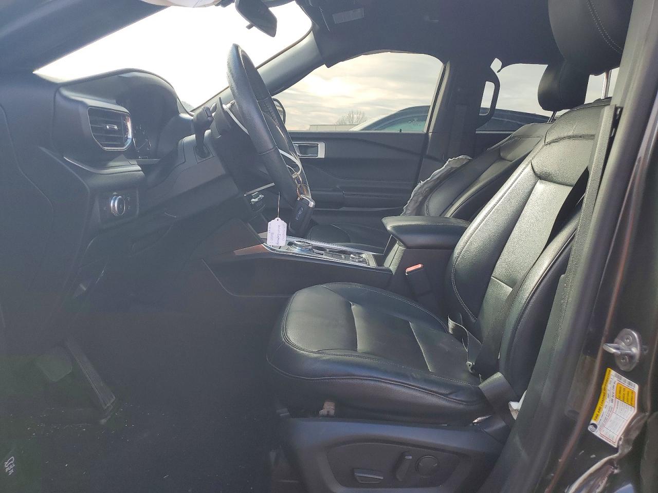 2020 FORD EXPLORER photo 13