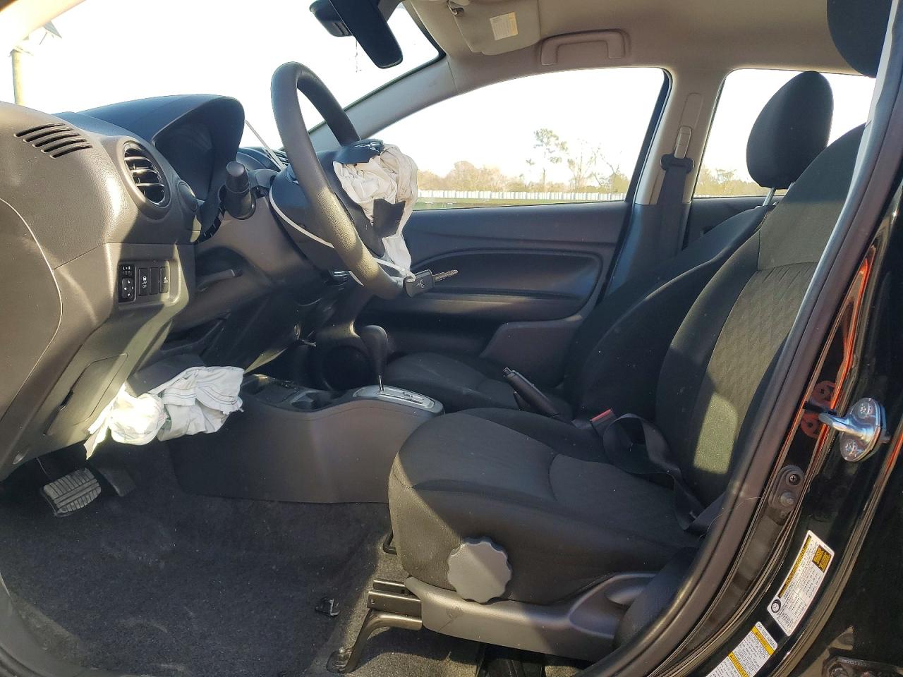 2024 MITSUBISHI MIRAGE ES photo 7