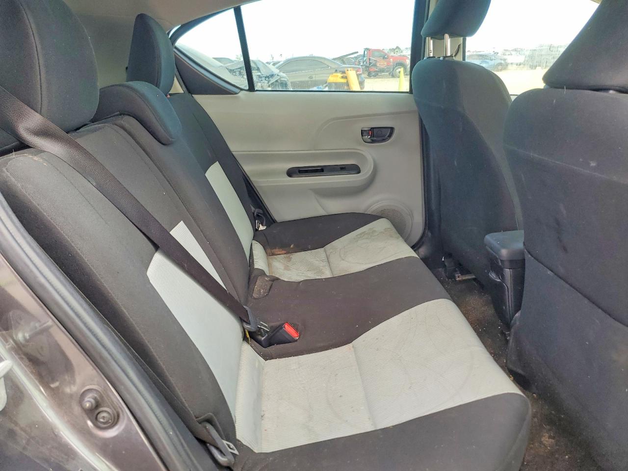 2012 TOYOTA PRIUS C photo 19