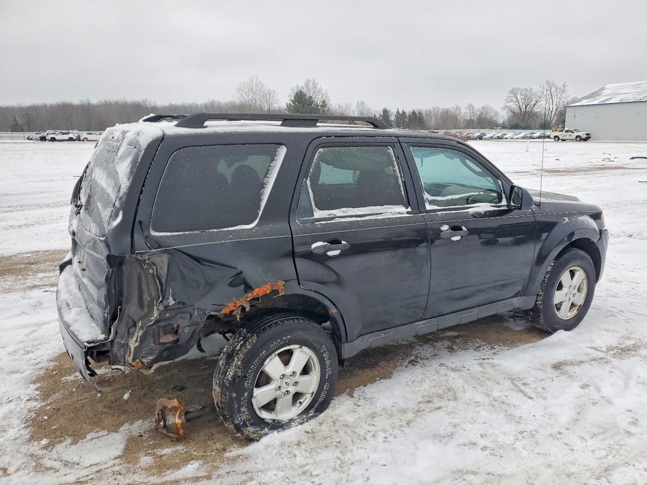 2010 FORD ESCAPE XLT photo 5
