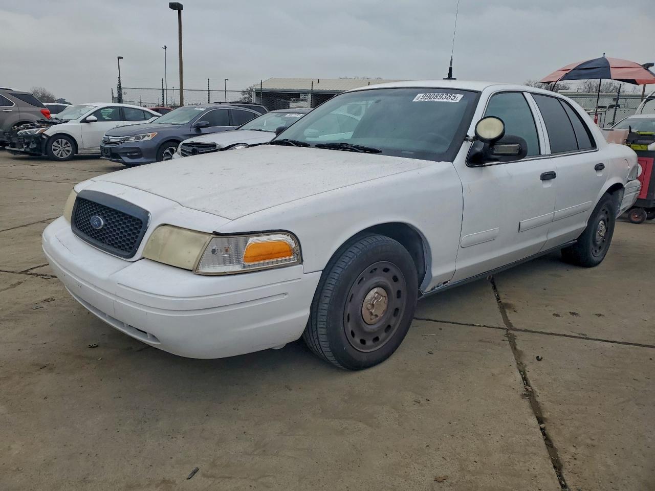 2004 FORD CROWN VICTORIA