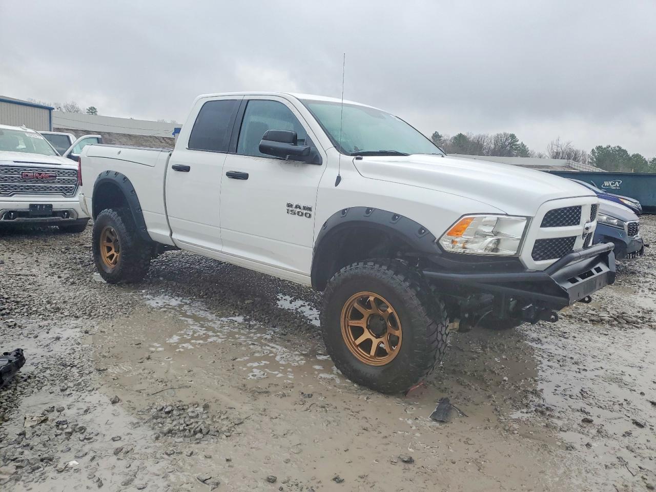 2017 RAM 1500 ST photo 4