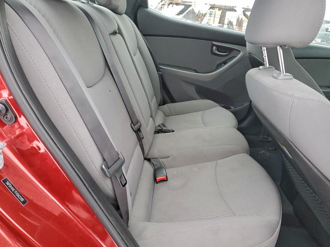 2015 HYUNDAI ELANTRA SE photo 10