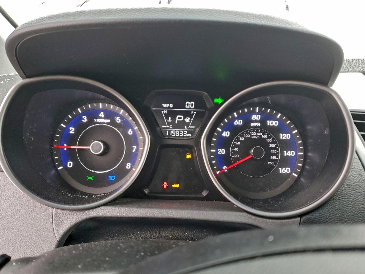 2015 HYUNDAI ELANTRA SE photo 9