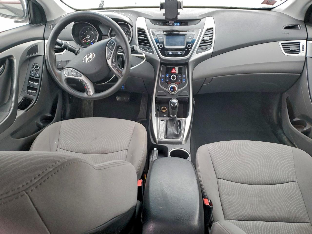 2015 HYUNDAI ELANTRA SE photo 8