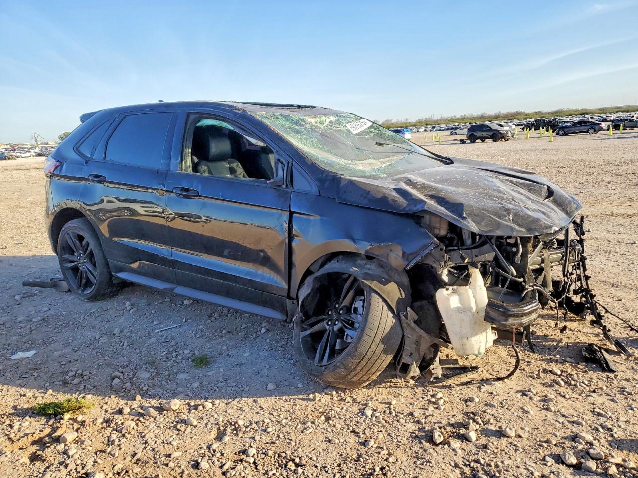 2021 FORD EDGE ST photo 4