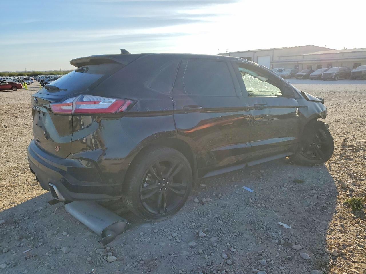 2021 FORD EDGE ST photo 3