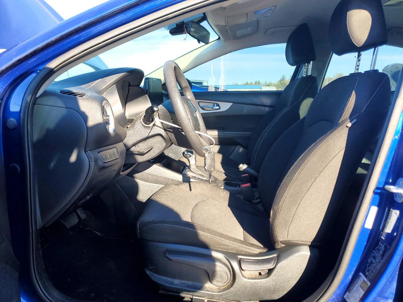2024 KIA FORTE LX photo 7