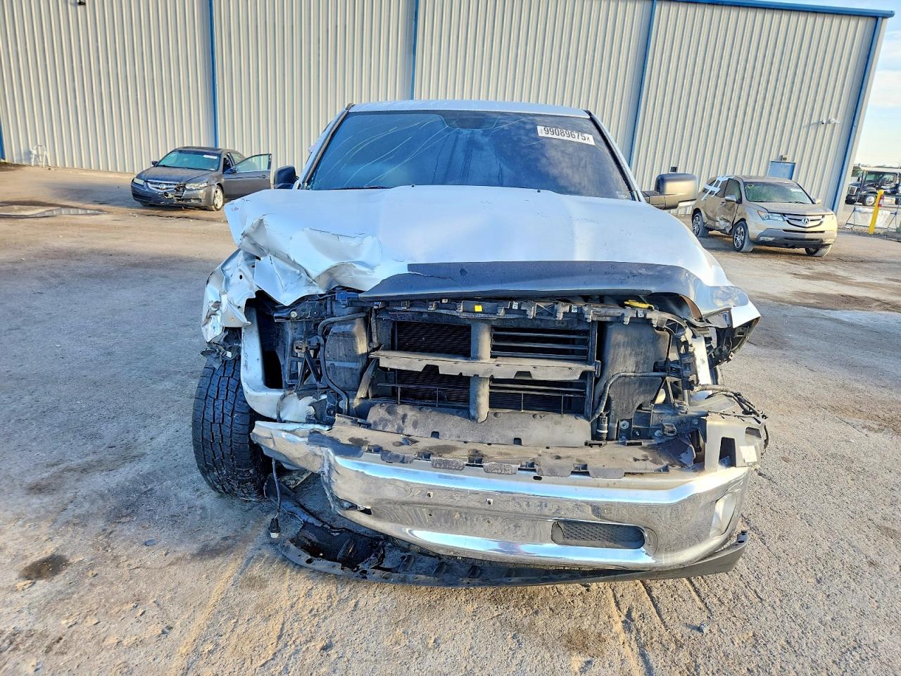 2015 RAM 1500 SLT photo 5