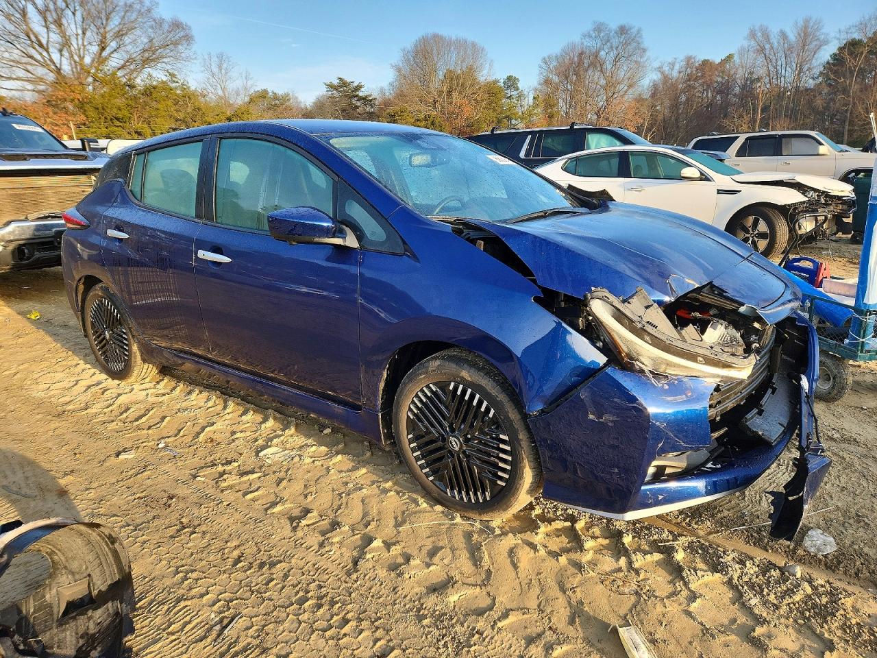 2024 NISSAN LEAF SV PLUS photo 4