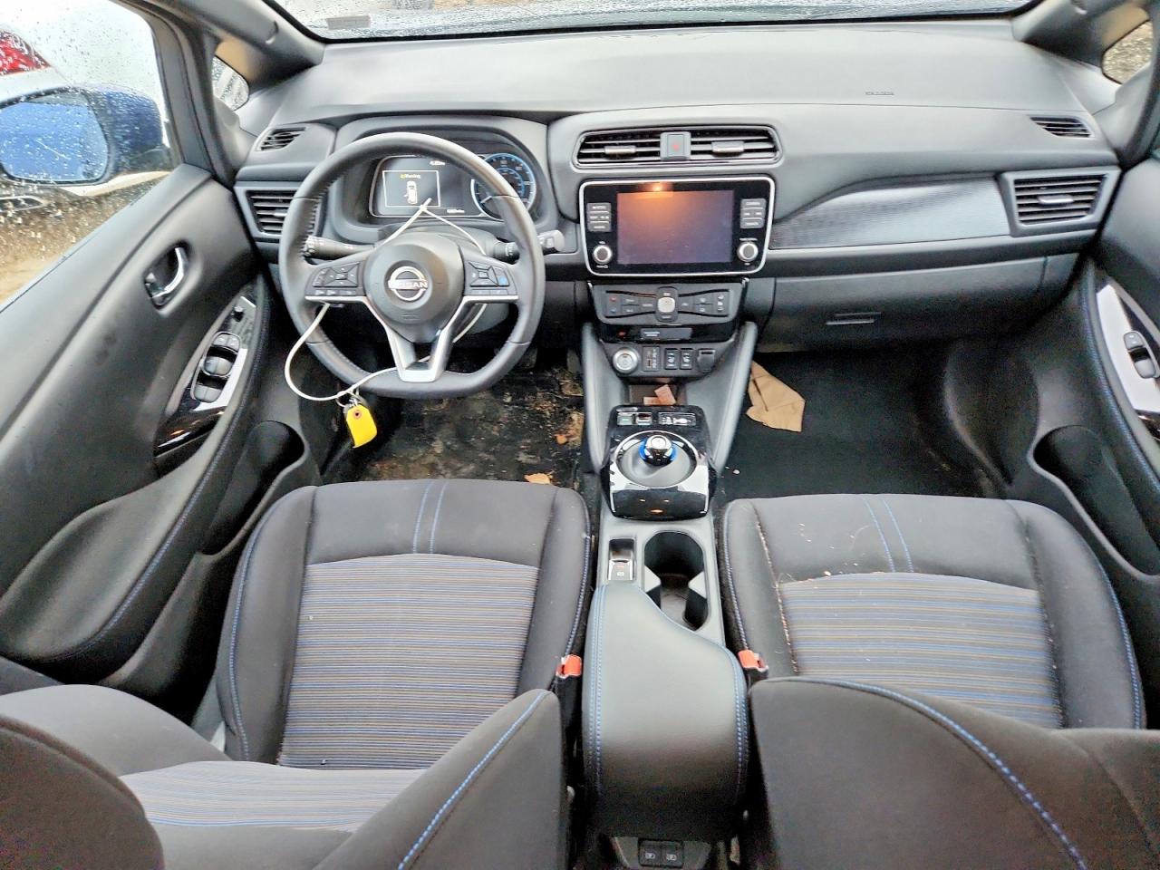 2024 NISSAN LEAF SV PLUS photo 8