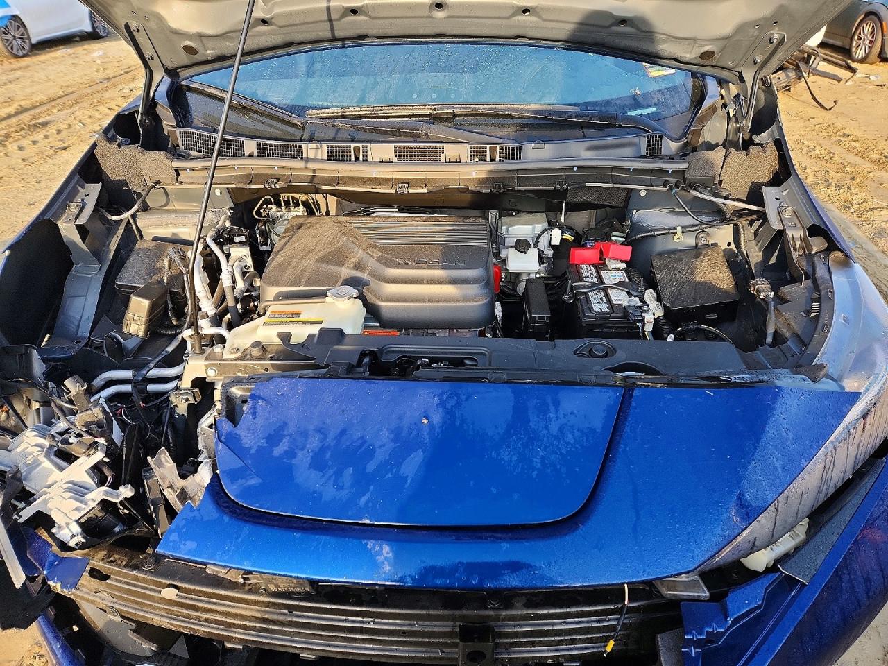 2024 NISSAN LEAF SV PLUS photo 11