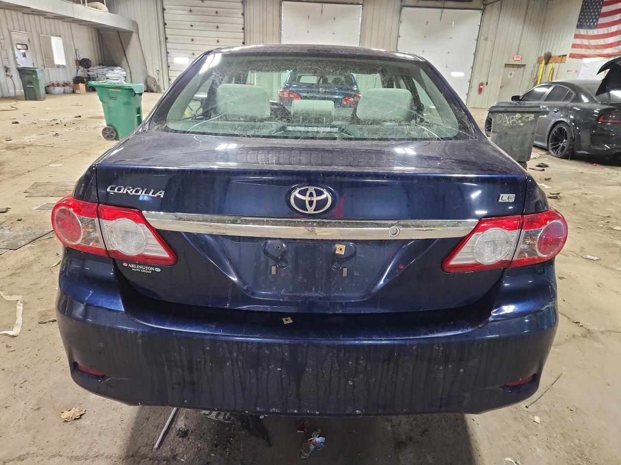 2013 TOYOTA COROLLA BASE photo 6