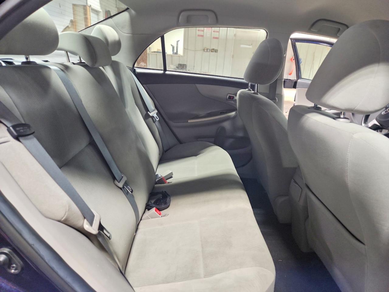2013 TOYOTA COROLLA BASE photo 10