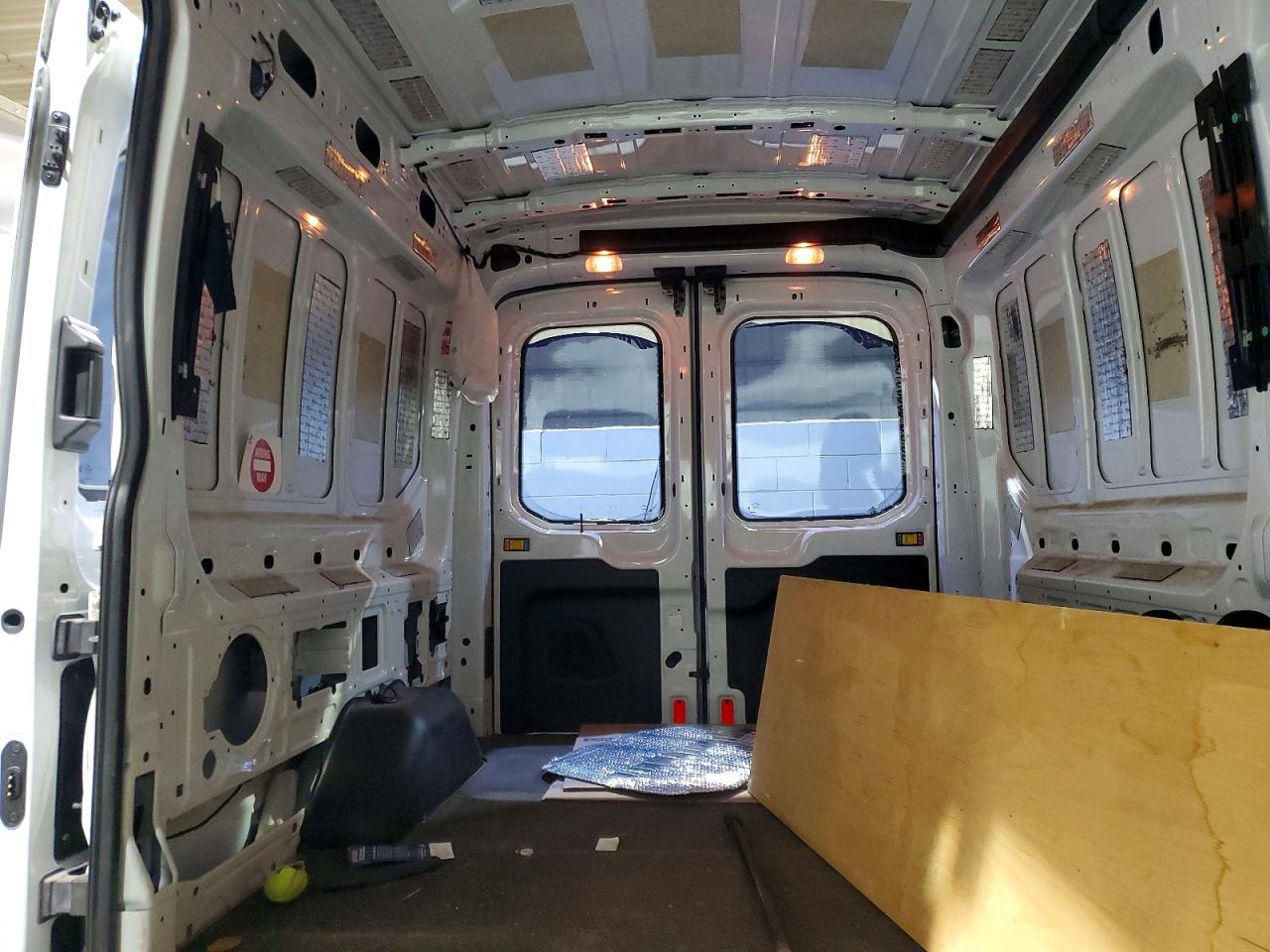 2016 FORD TRANSIT T-250 photo 10