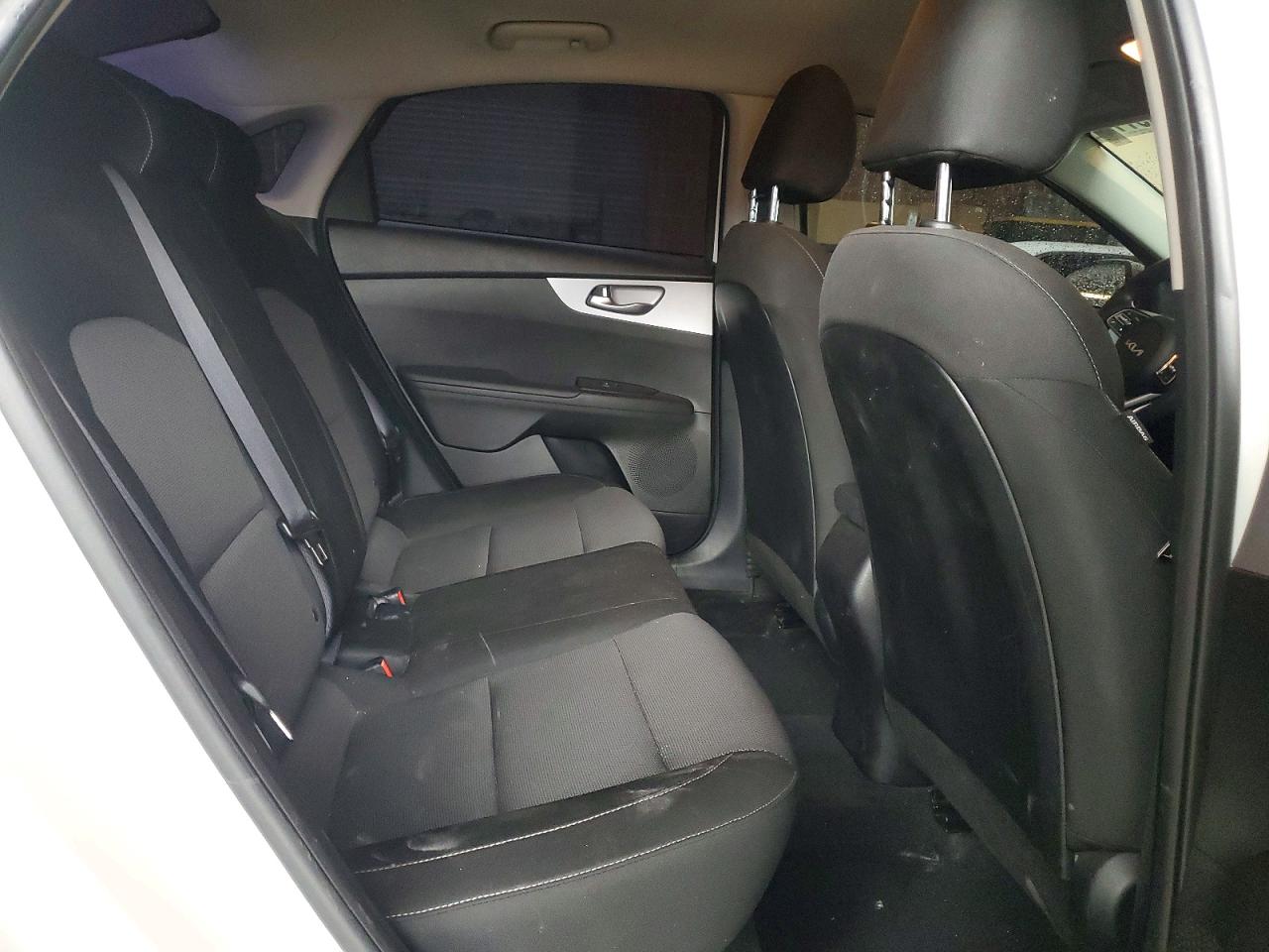 2024 KIA FORTE LX photo 19