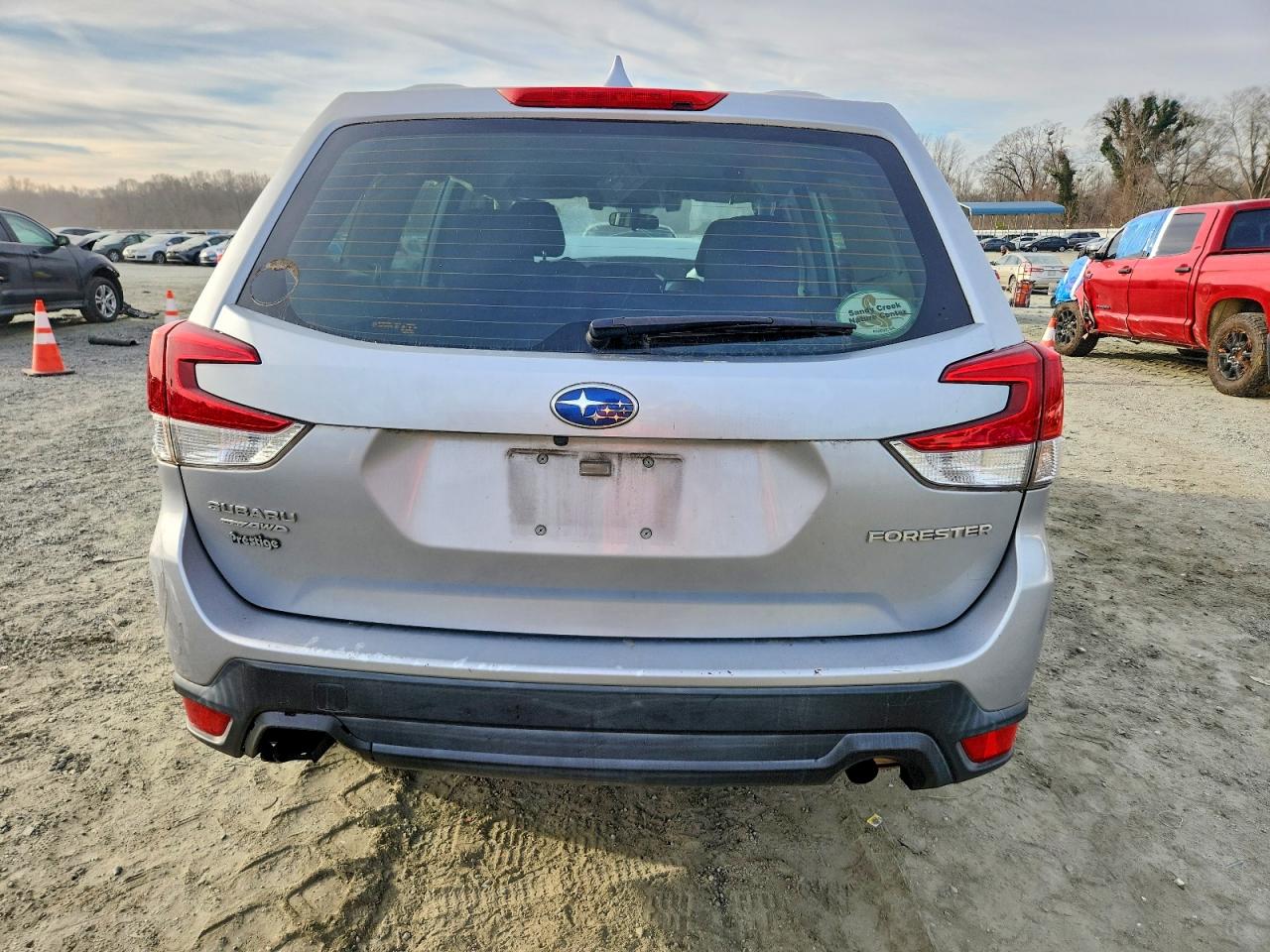 2019 SUBARU FORESTER photo 6