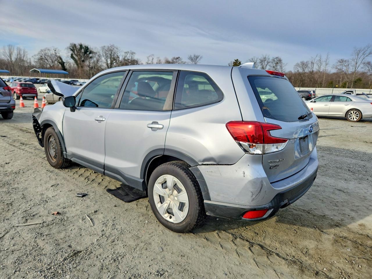 2019 SUBARU FORESTER photo 2