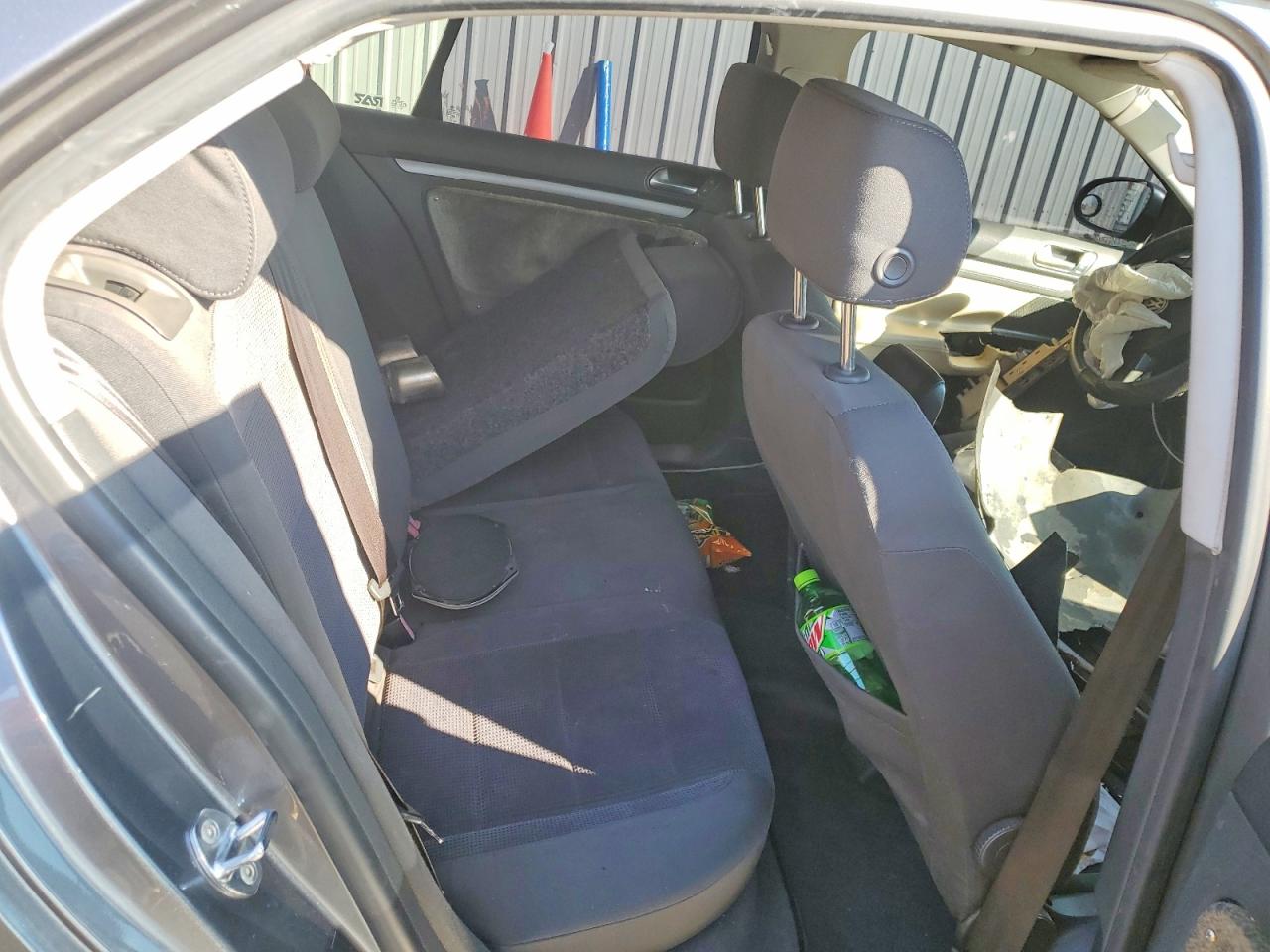2006 VOLKSWAGEN JETTA VALUE photo 19