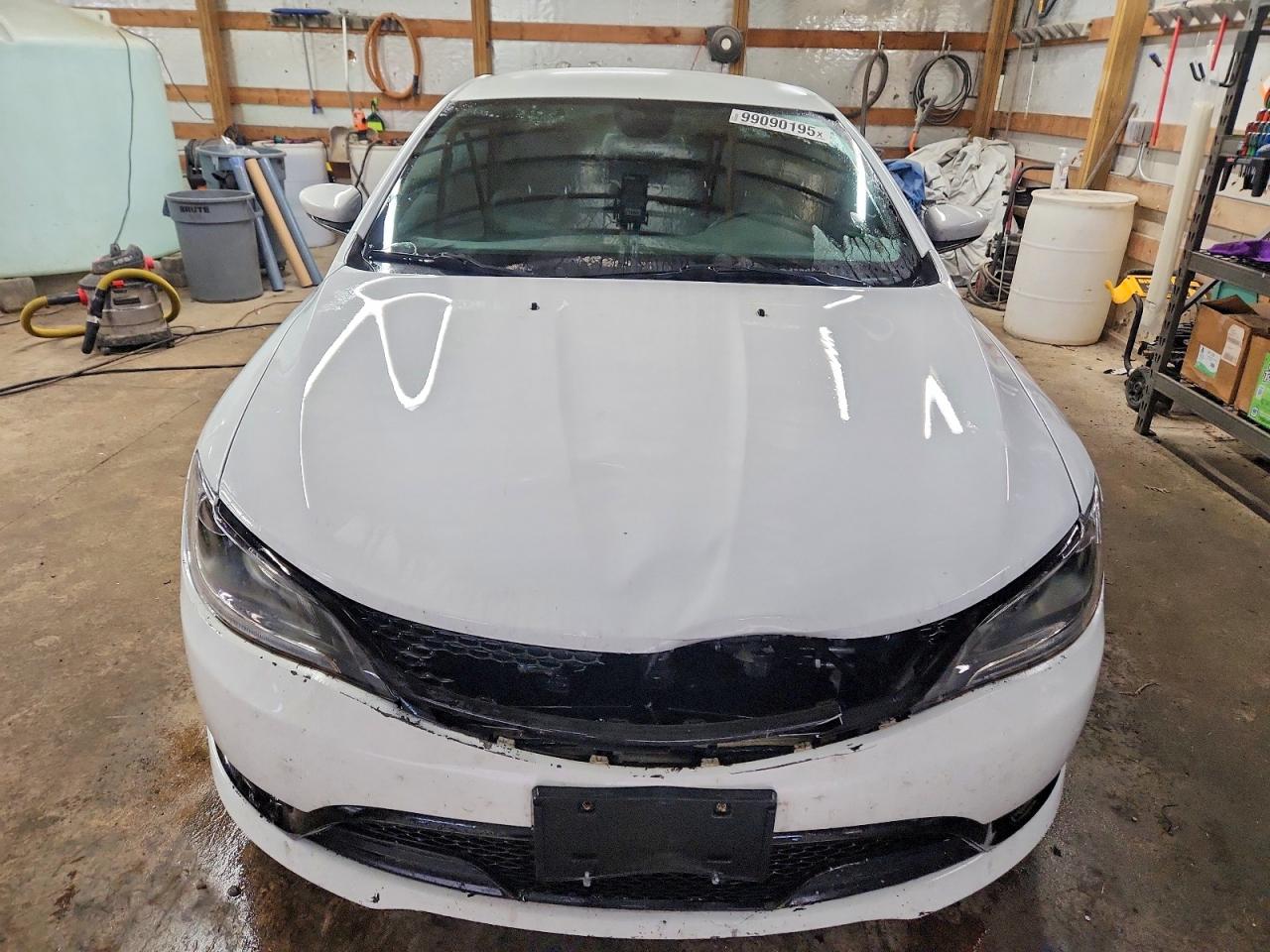 2015 CHRYSLER 200 S photo 5
