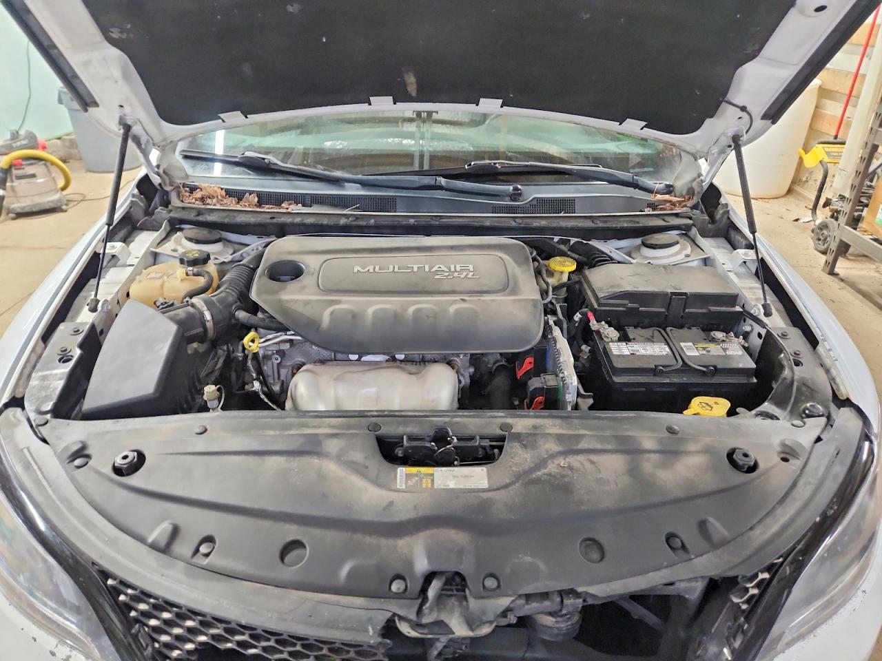 2015 CHRYSLER 200 S photo 11