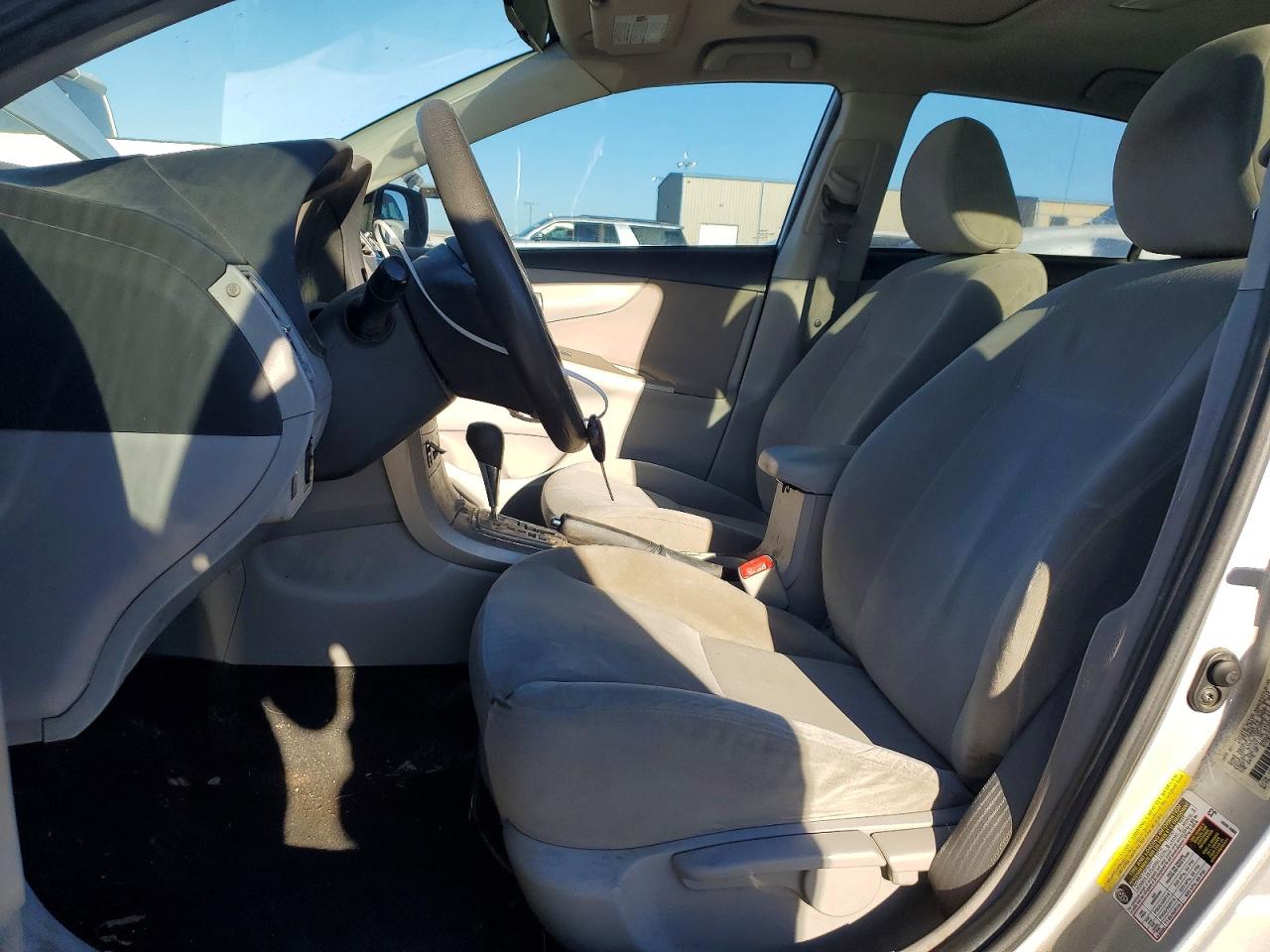 2012 TOYOTA COROLLA BASE photo 7