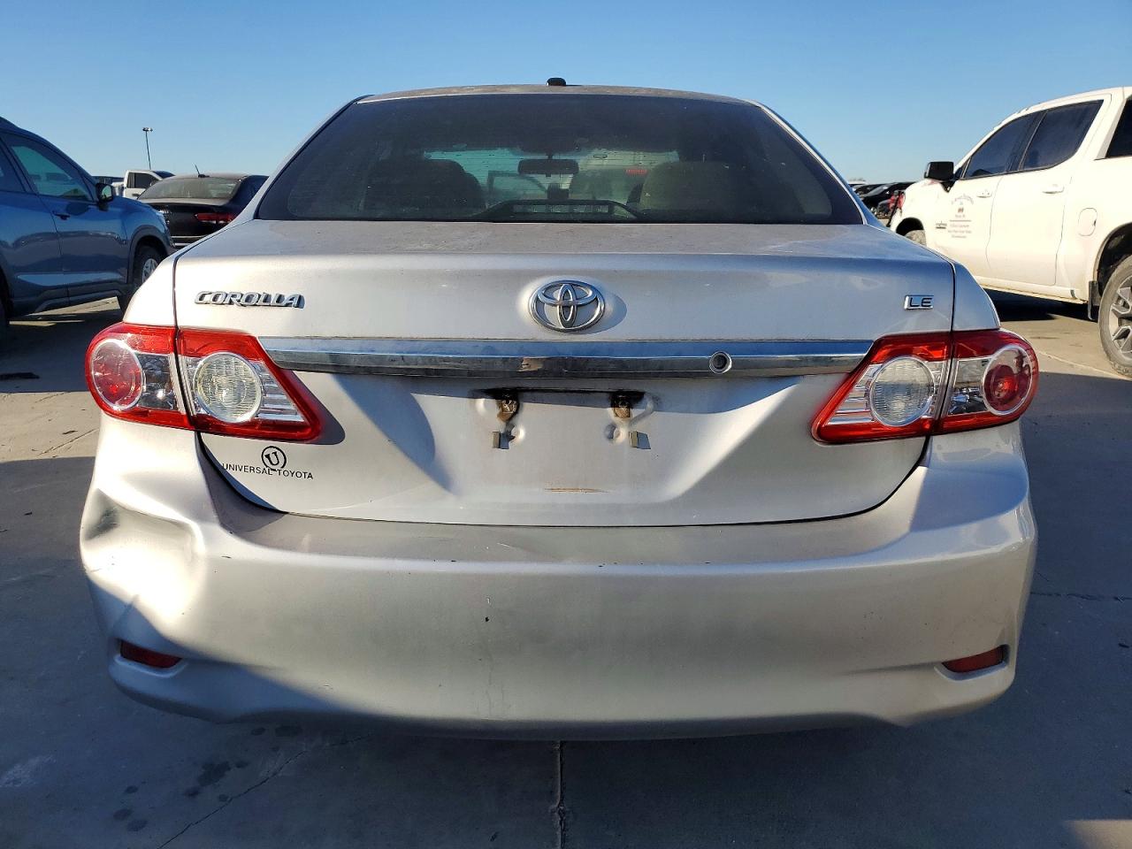 2012 TOYOTA COROLLA BASE photo 6