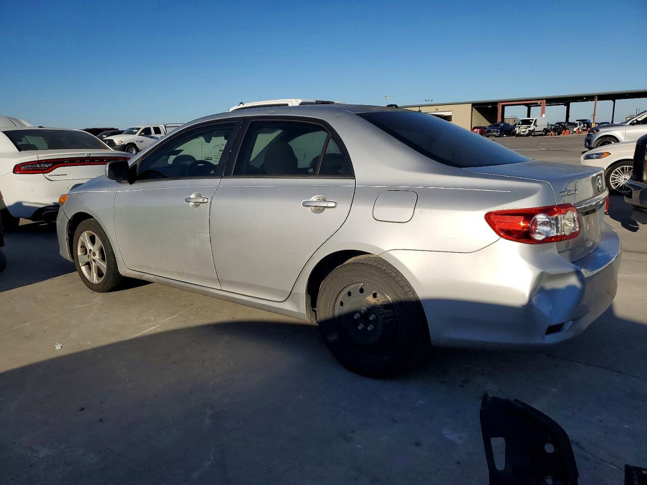 2012 TOYOTA COROLLA BASE photo 2