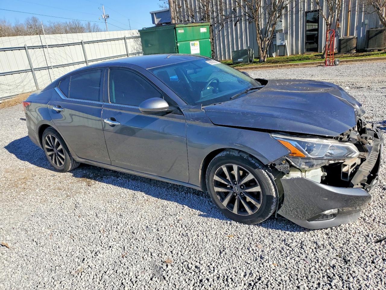 2019 NISSAN ALTIMA S photo 10