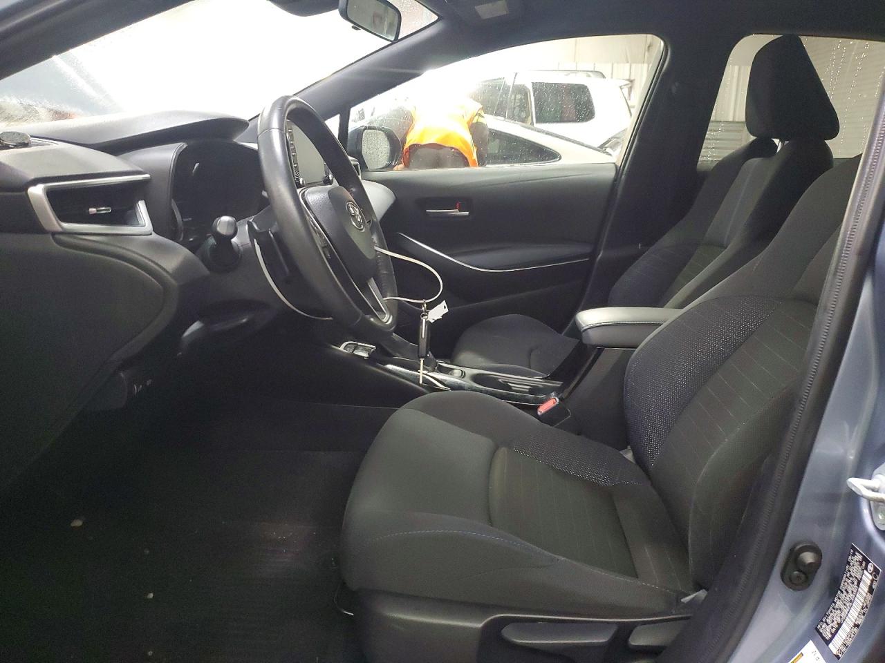 2020 TOYOTA COROLLA SE photo 13