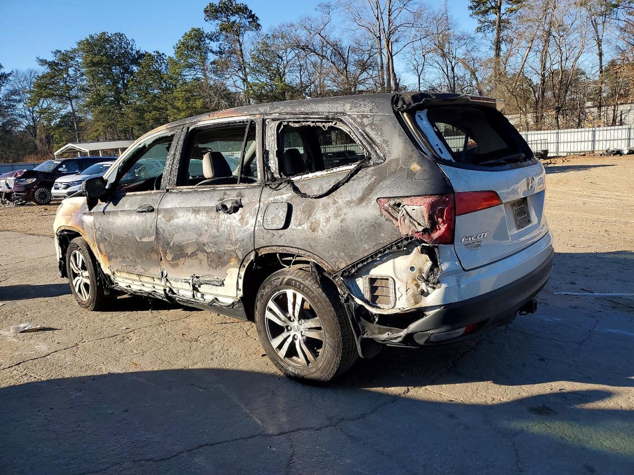 2016 HONDA PILOT EXL photo 2