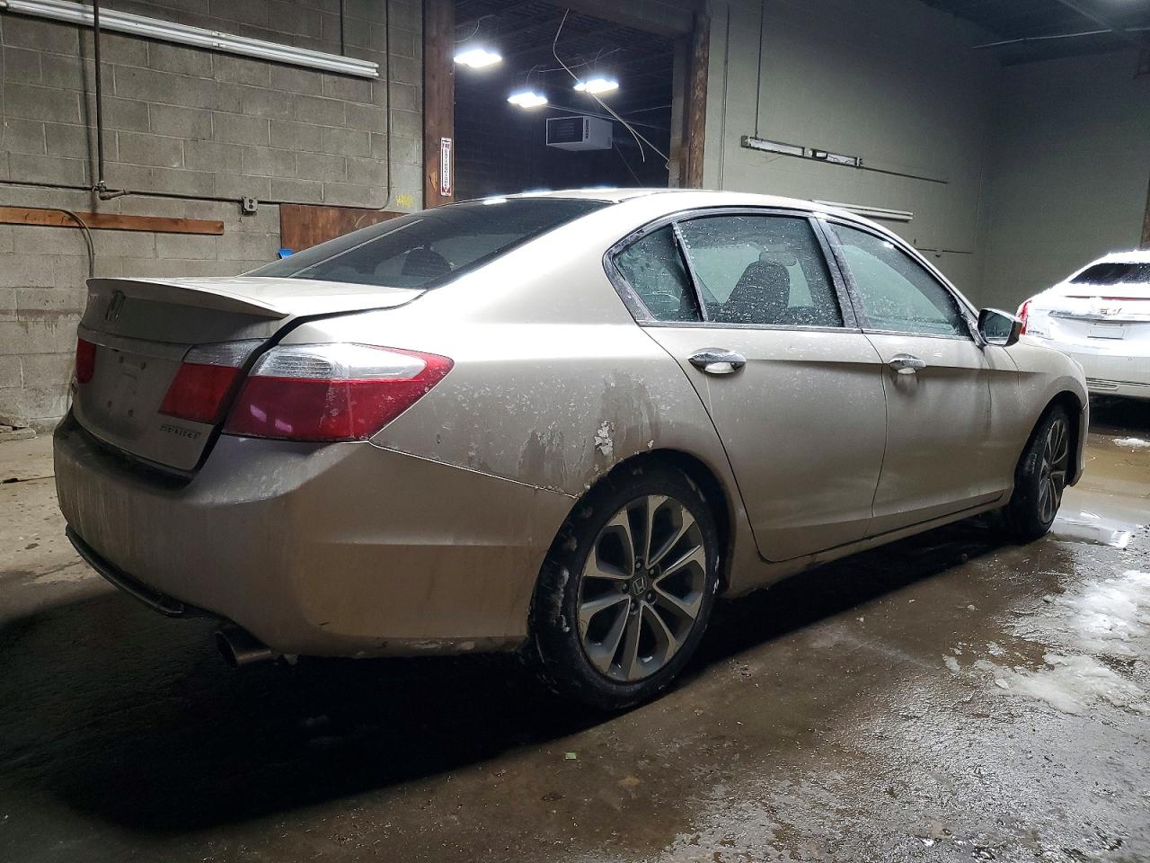 2014 HONDA ACCORD SPORT photo 3