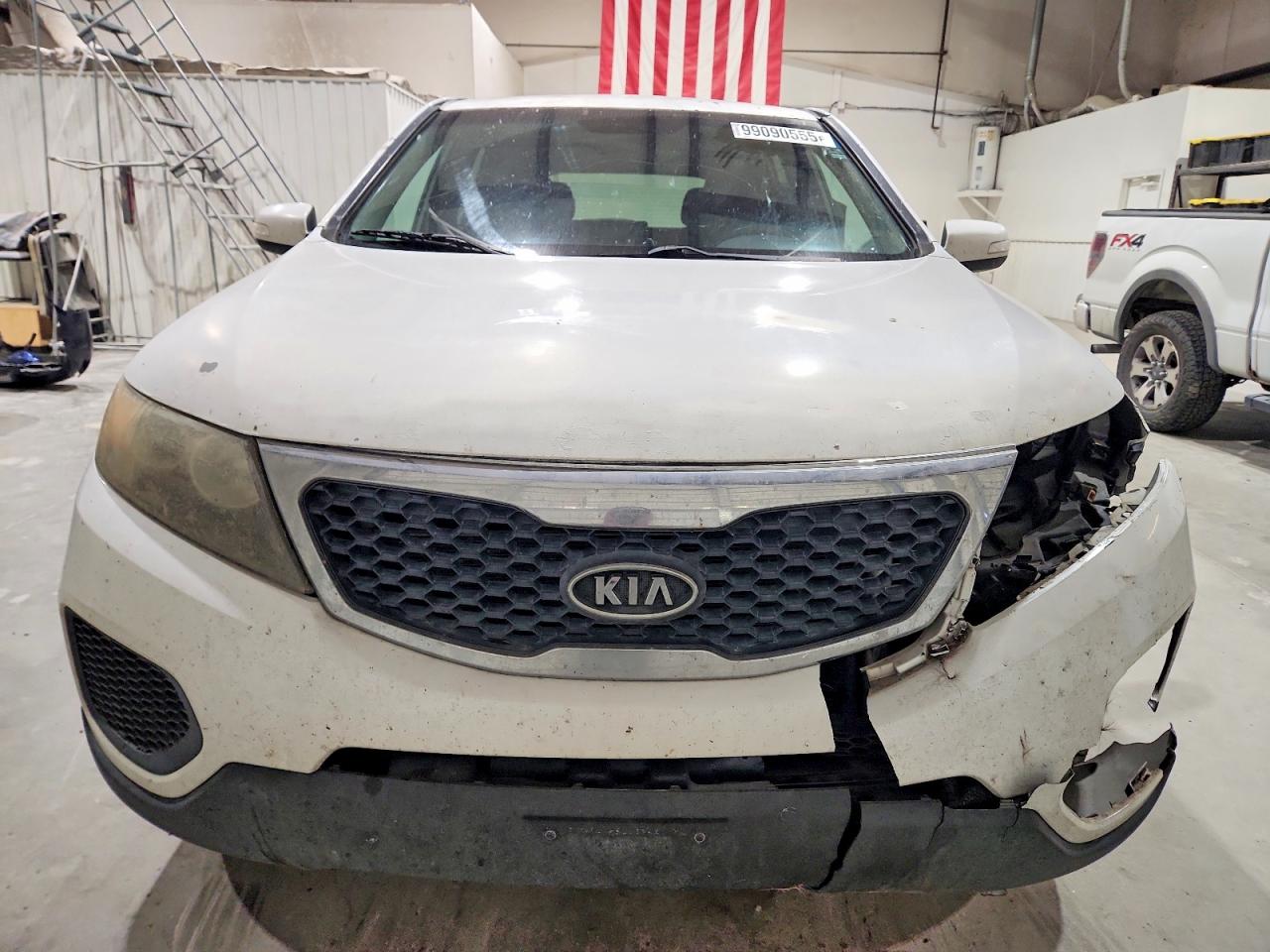 2011 KIA SORENTO BASE photo 5