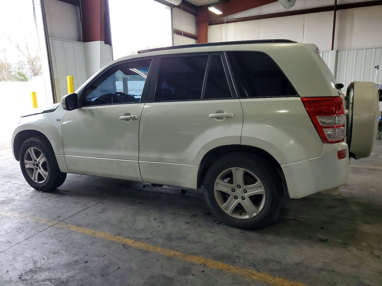 2006 SUZUKI GRAND VITARA LUXURY photo 2