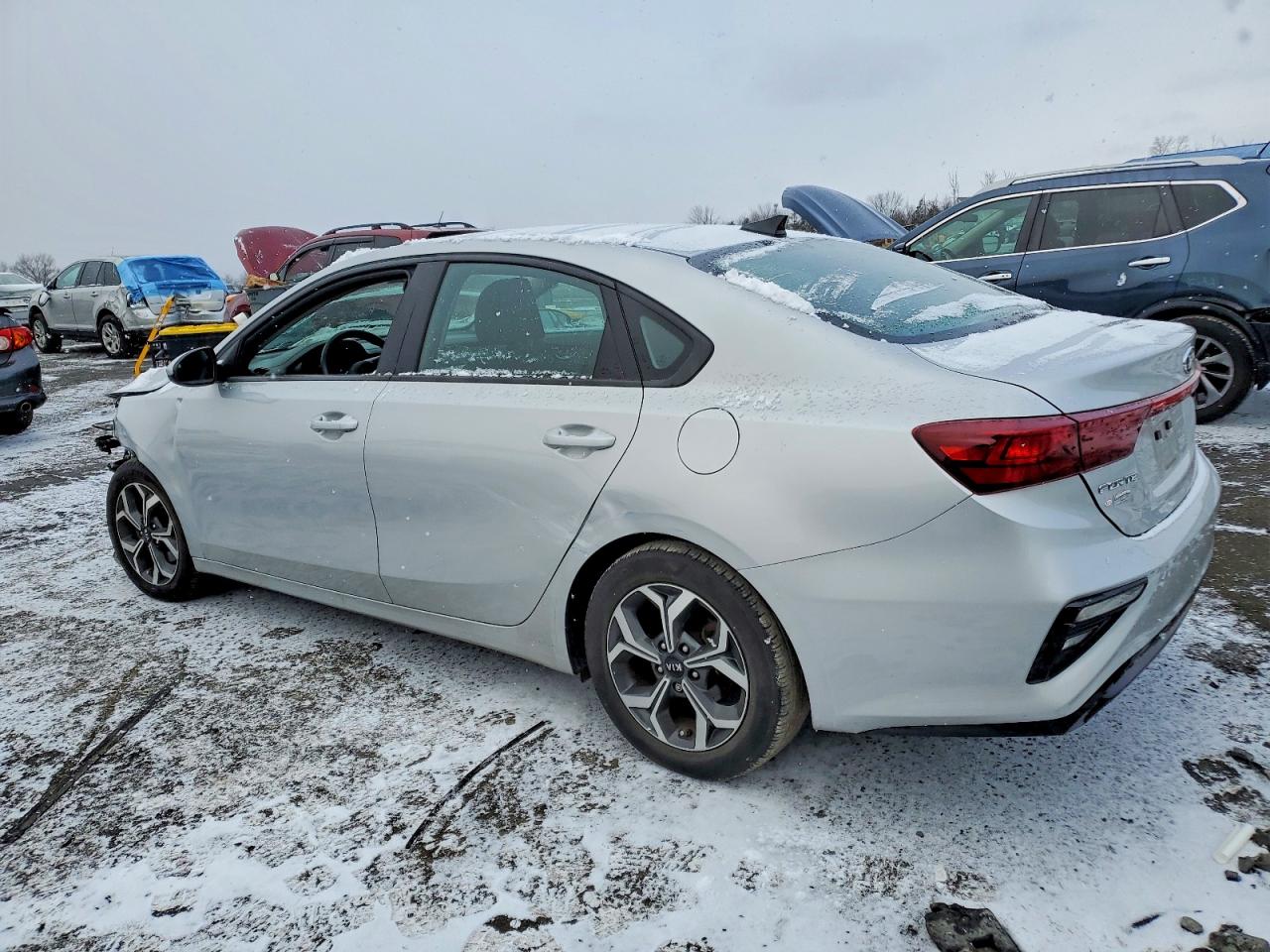 2021 KIA FORTE FE photo 3