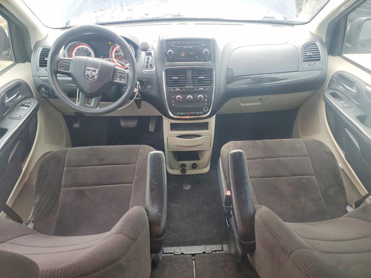 2013 DODGE GRAND CARAVAN SE photo 8