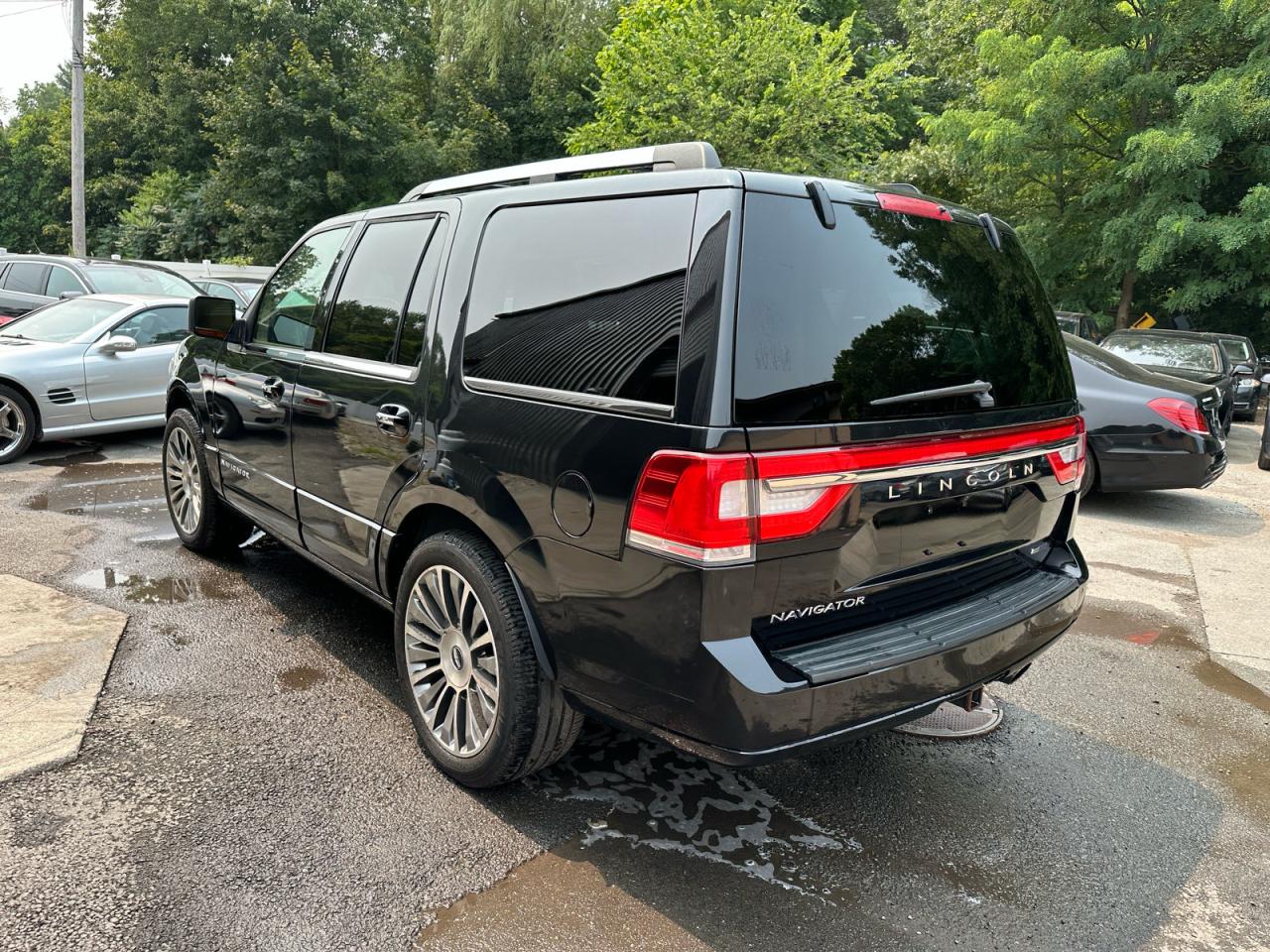2015 LINCOLN NAVIGATOR photo 3