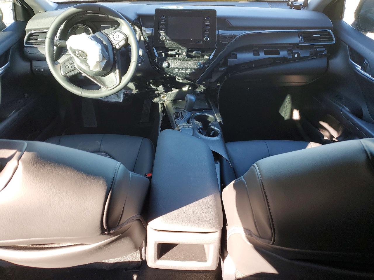 2024 TOYOTA CAMRY SE NIGHT SHADE photo 15