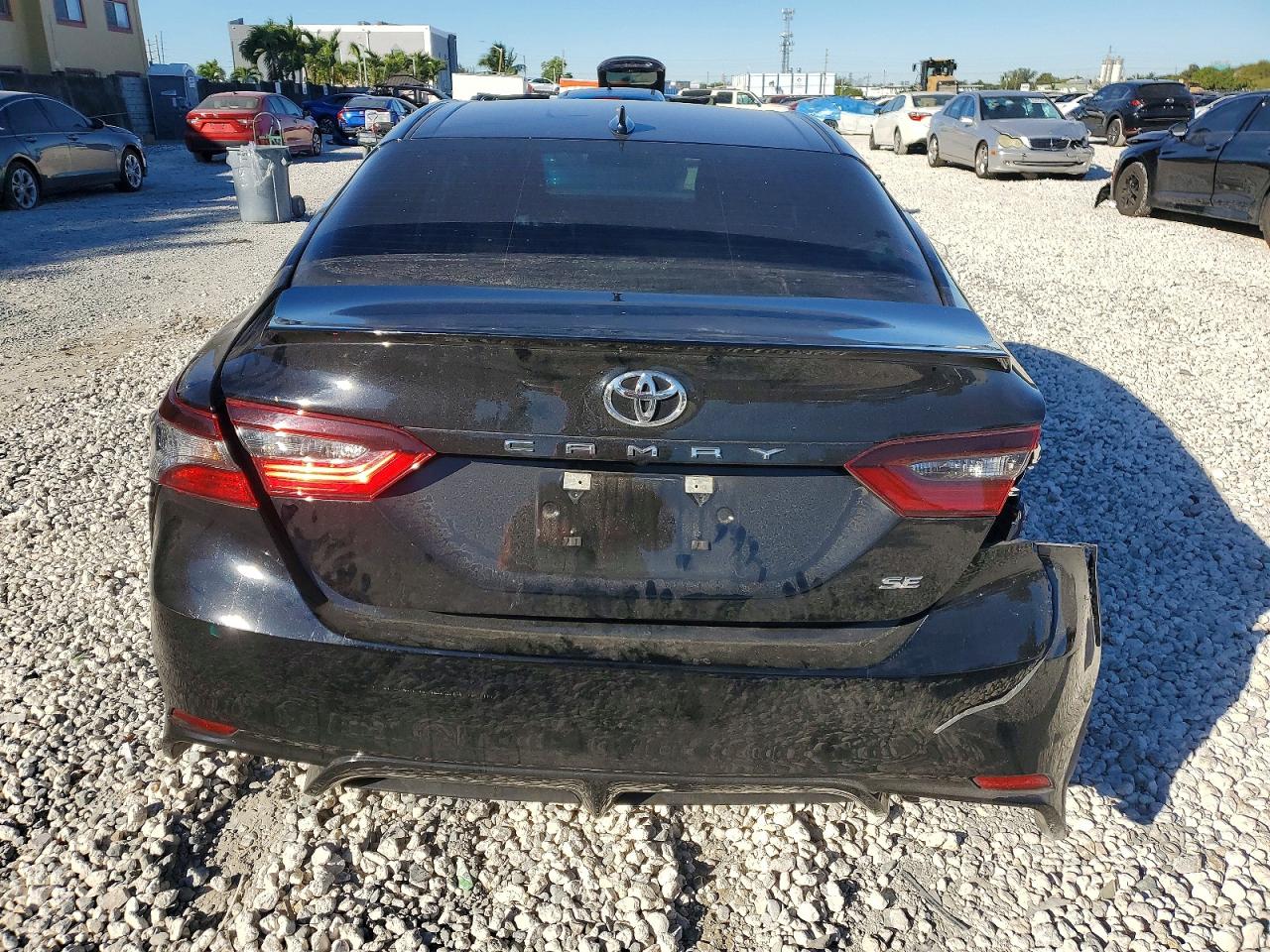 2024 TOYOTA CAMRY SE NIGHT SHADE photo 11