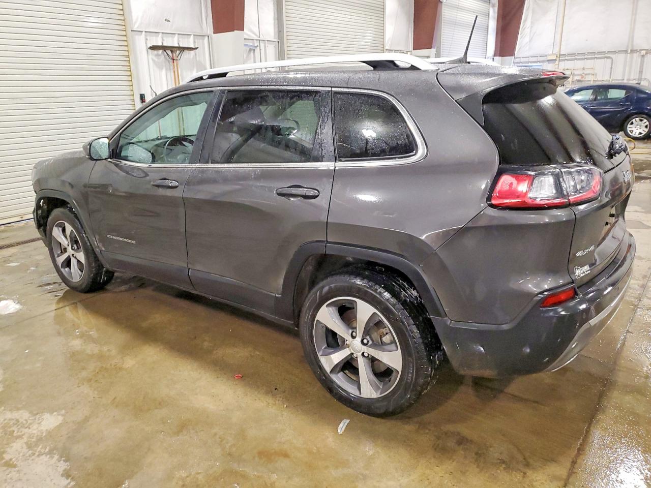 2019 JEEP CHEROKEE LIMITED photo 2