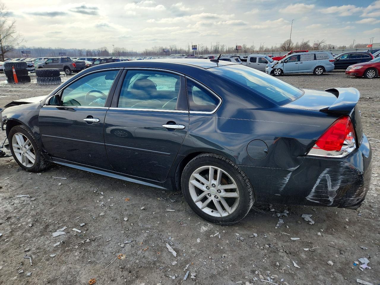 2013 CHEVROLET IMPALA LTZ photo 2