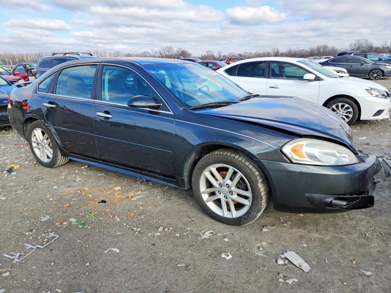 2013 CHEVROLET IMPALA LTZ photo 4