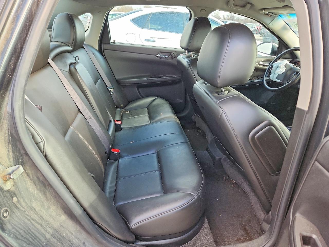 2013 CHEVROLET IMPALA LTZ photo 10