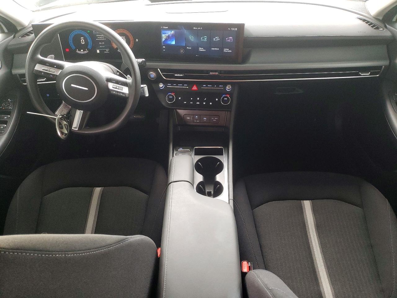 2025 HYUNDAI SONATA SEL photo 8