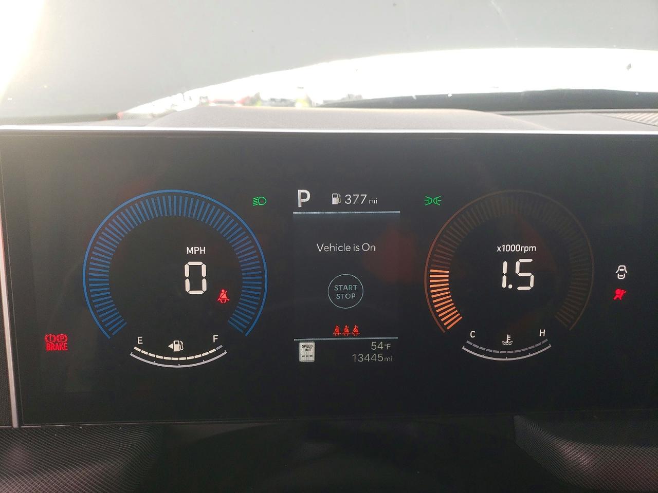 2025 HYUNDAI SONATA SEL photo 9