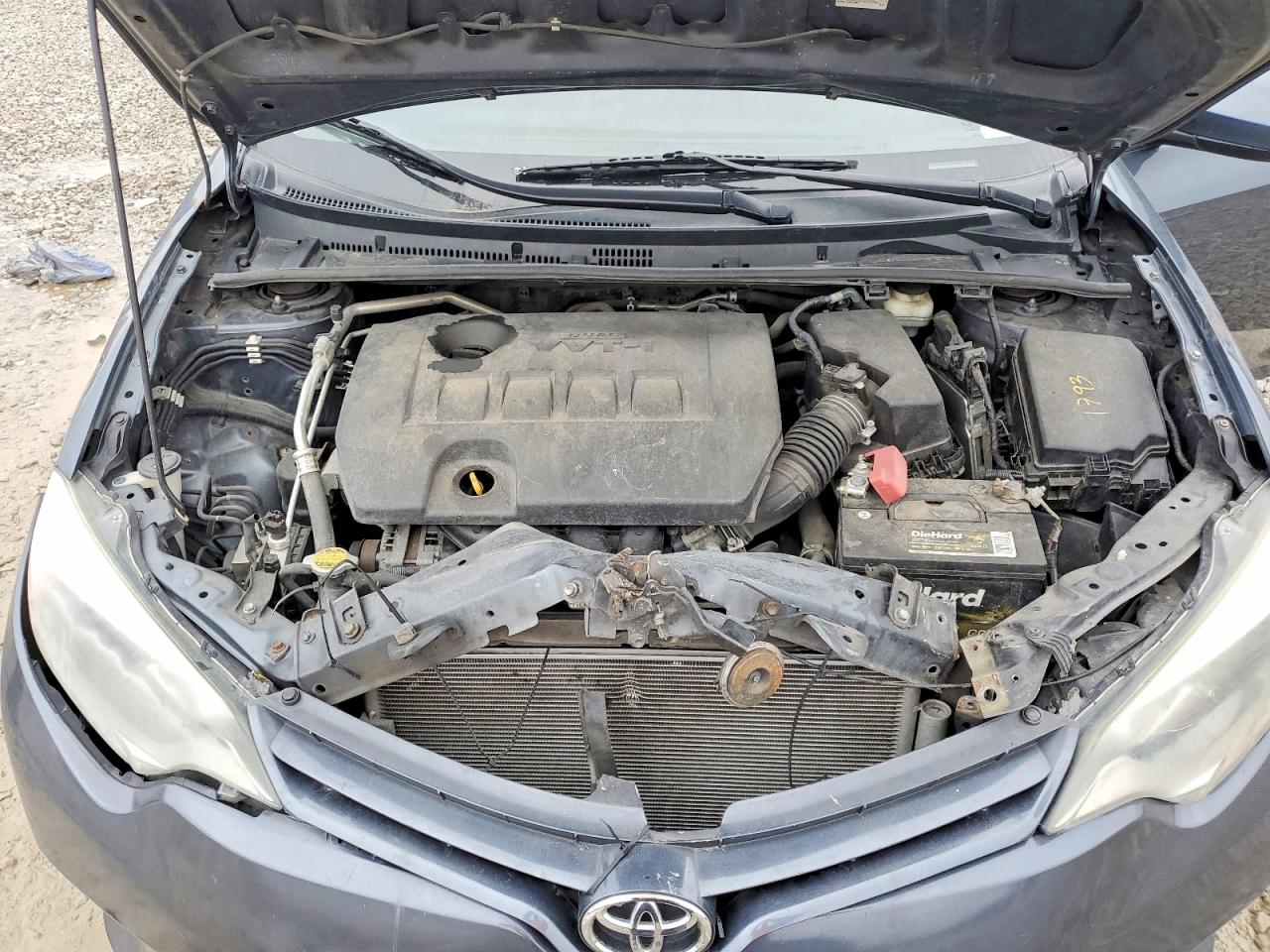 2015 TOYOTA COROLLA L photo 11