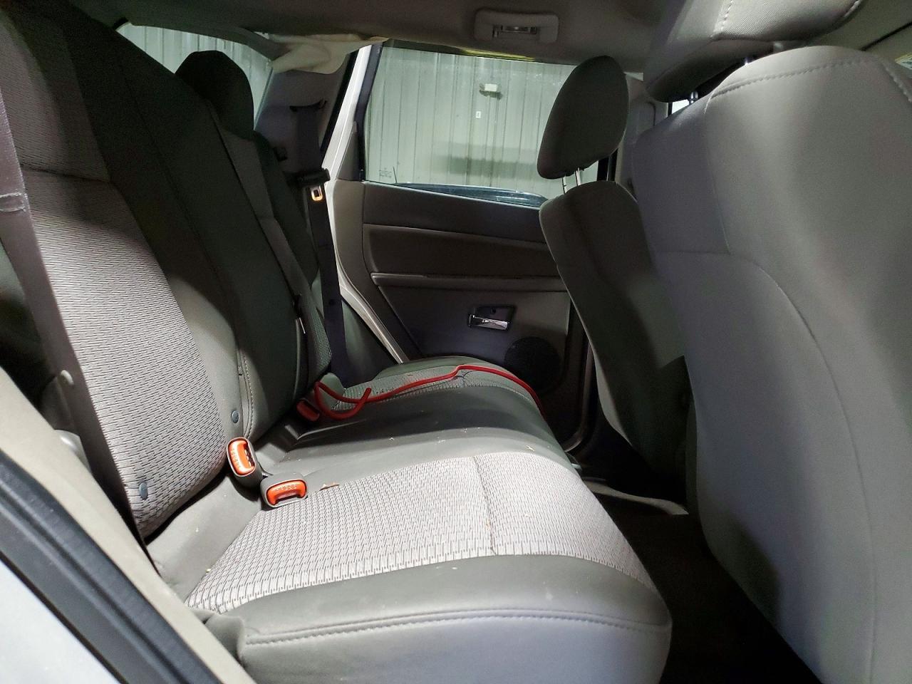2009 JEEP GRAND CHEROKEE LAREDO photo 11