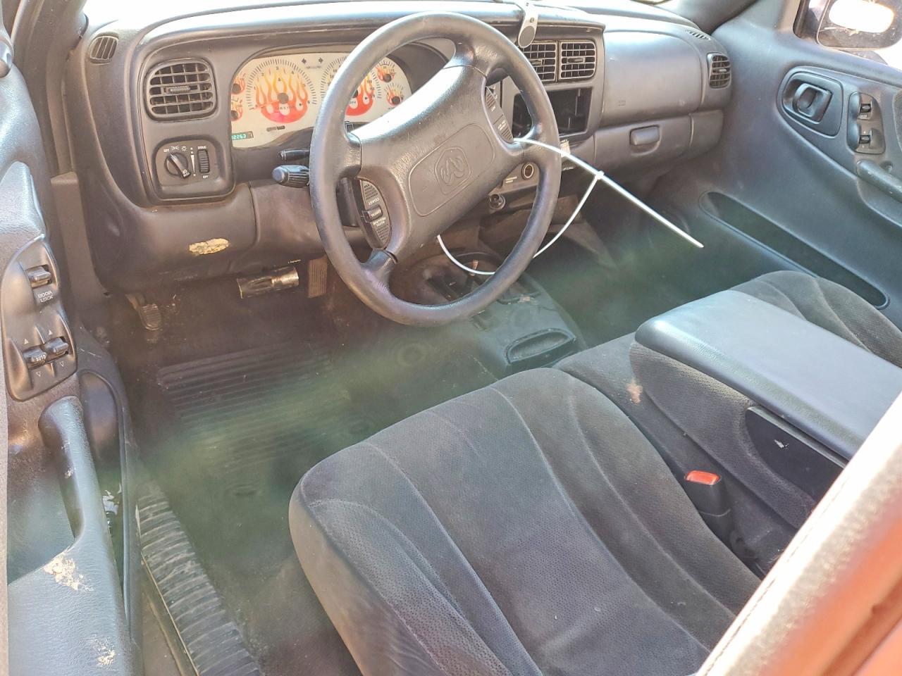 2000 DODGE DAKOTA photo 8